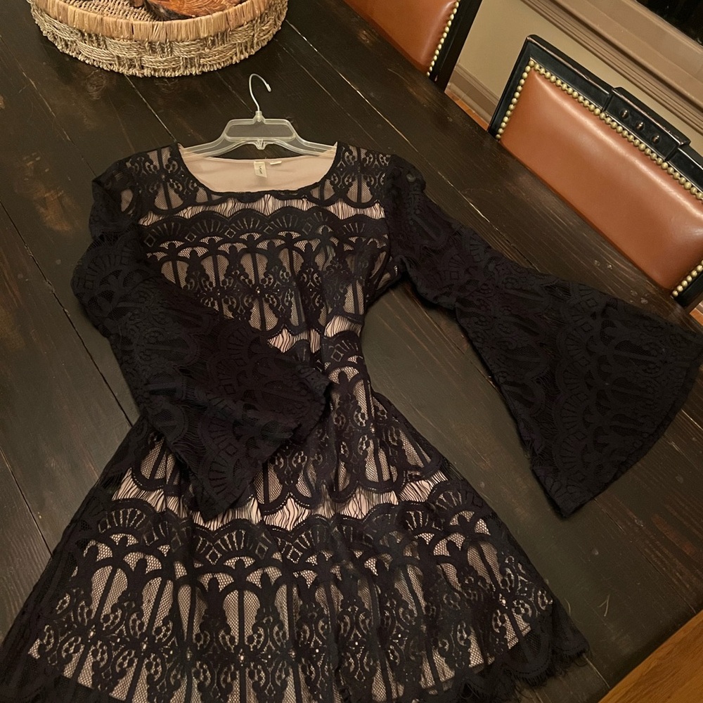 Tacera Black Lace Dress with Bell Sleeves / Nude lining / Elegant